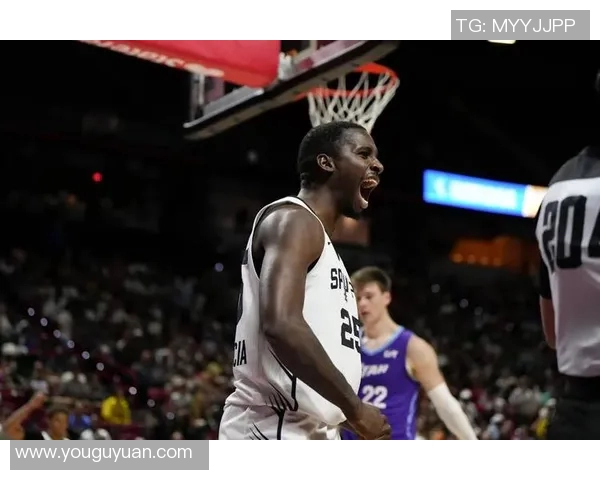 火力全开！马刺半场狂轰81分，创本赛季队史半场得分新高